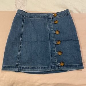 Free People denim button skirt